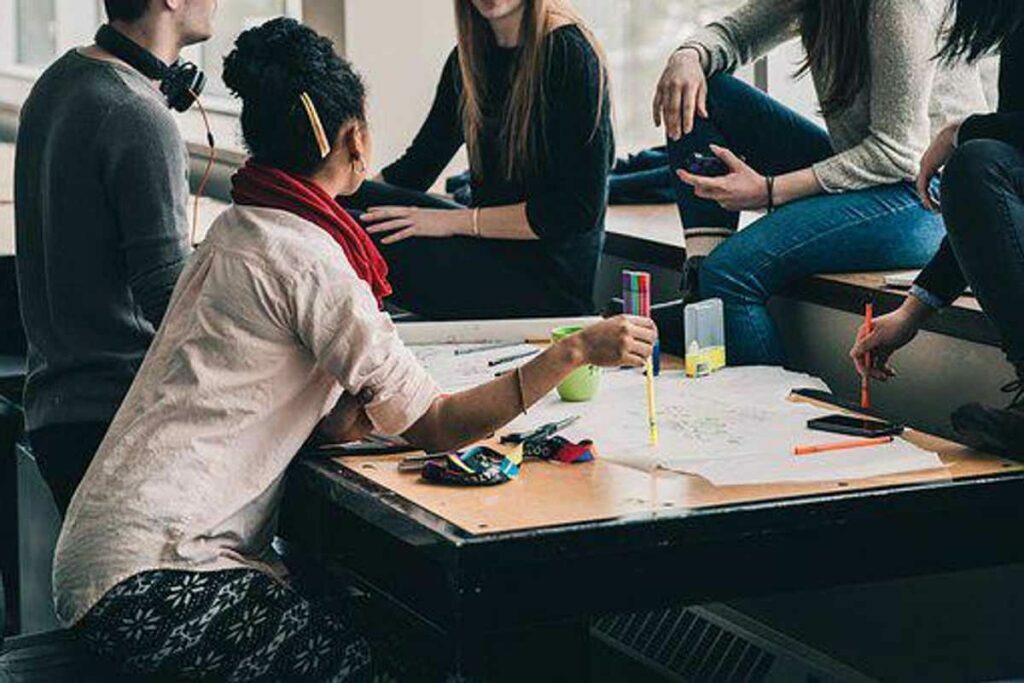 How to Effectively Empower People