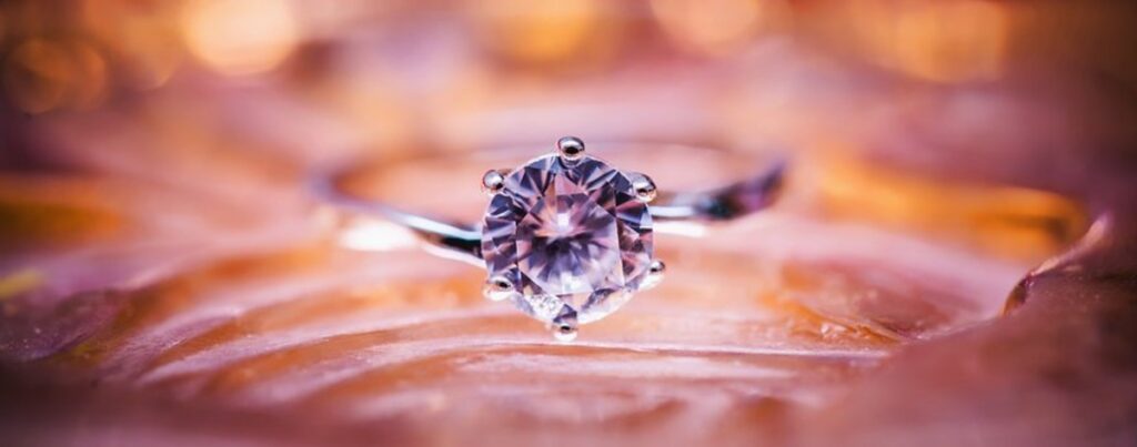 How to Buy Fine Jewelry