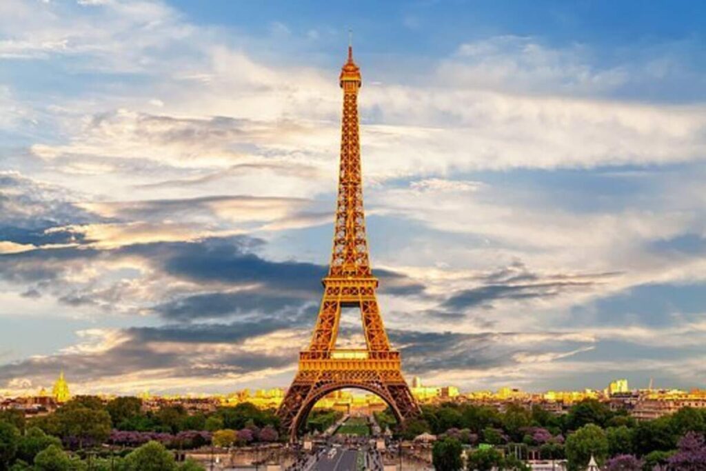 How to do Paris in 48 hours