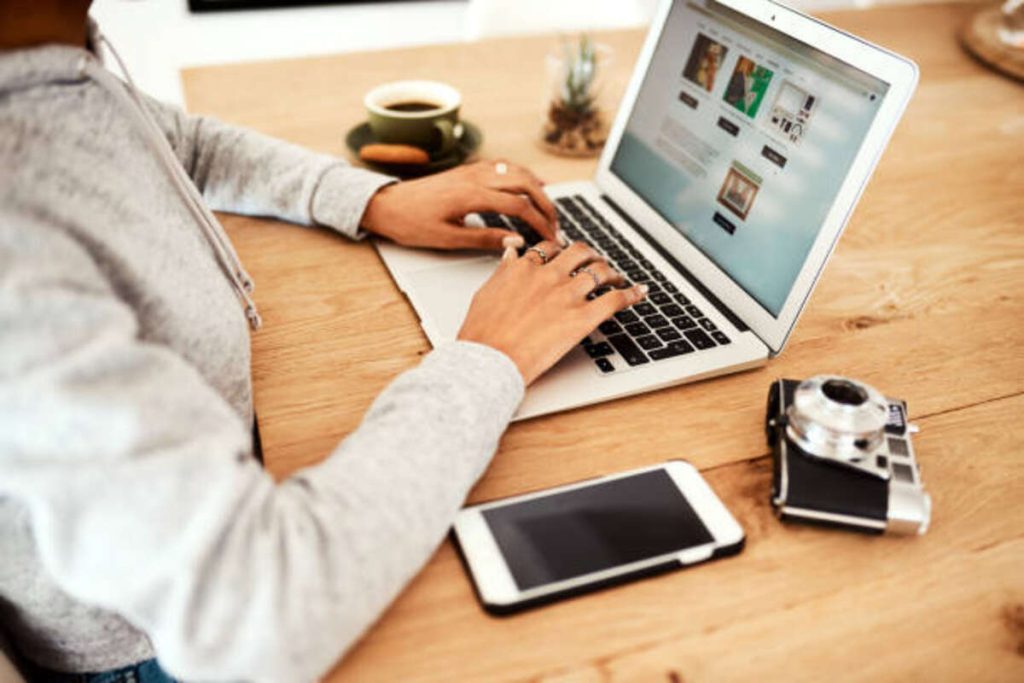 Online Business Review - Finch