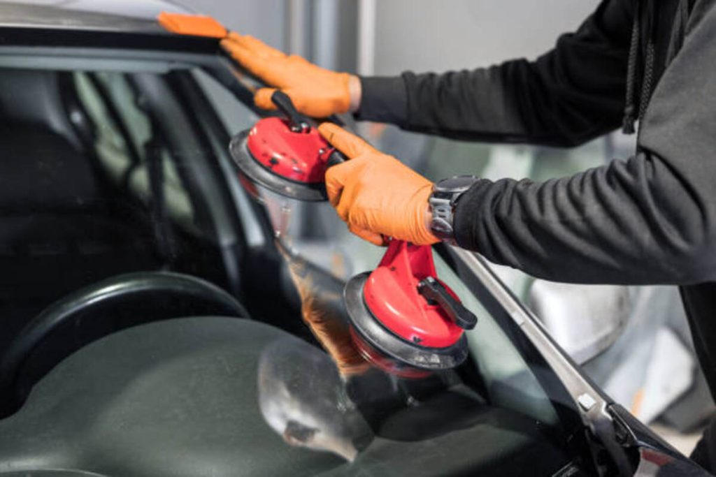 auto glass repair modesto